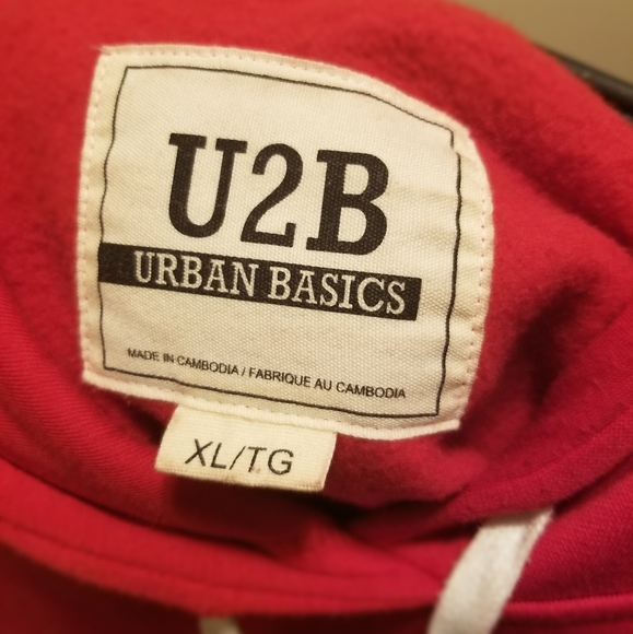 Red Oversized Hoodie - Picture 4 of 4